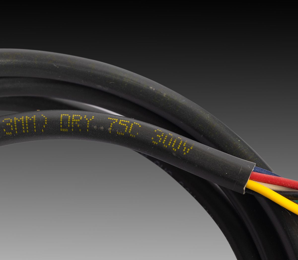 cij 1580 c plastic wire coil black